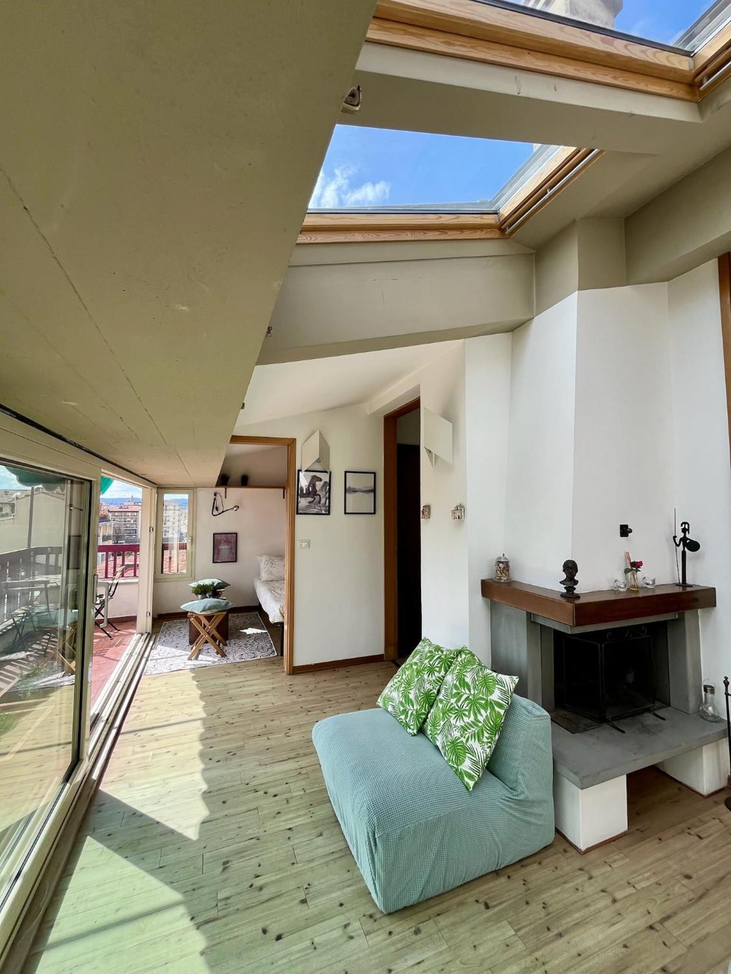 Settesanti Vintage Attic Apartment Florence Ngoại thất bức ảnh