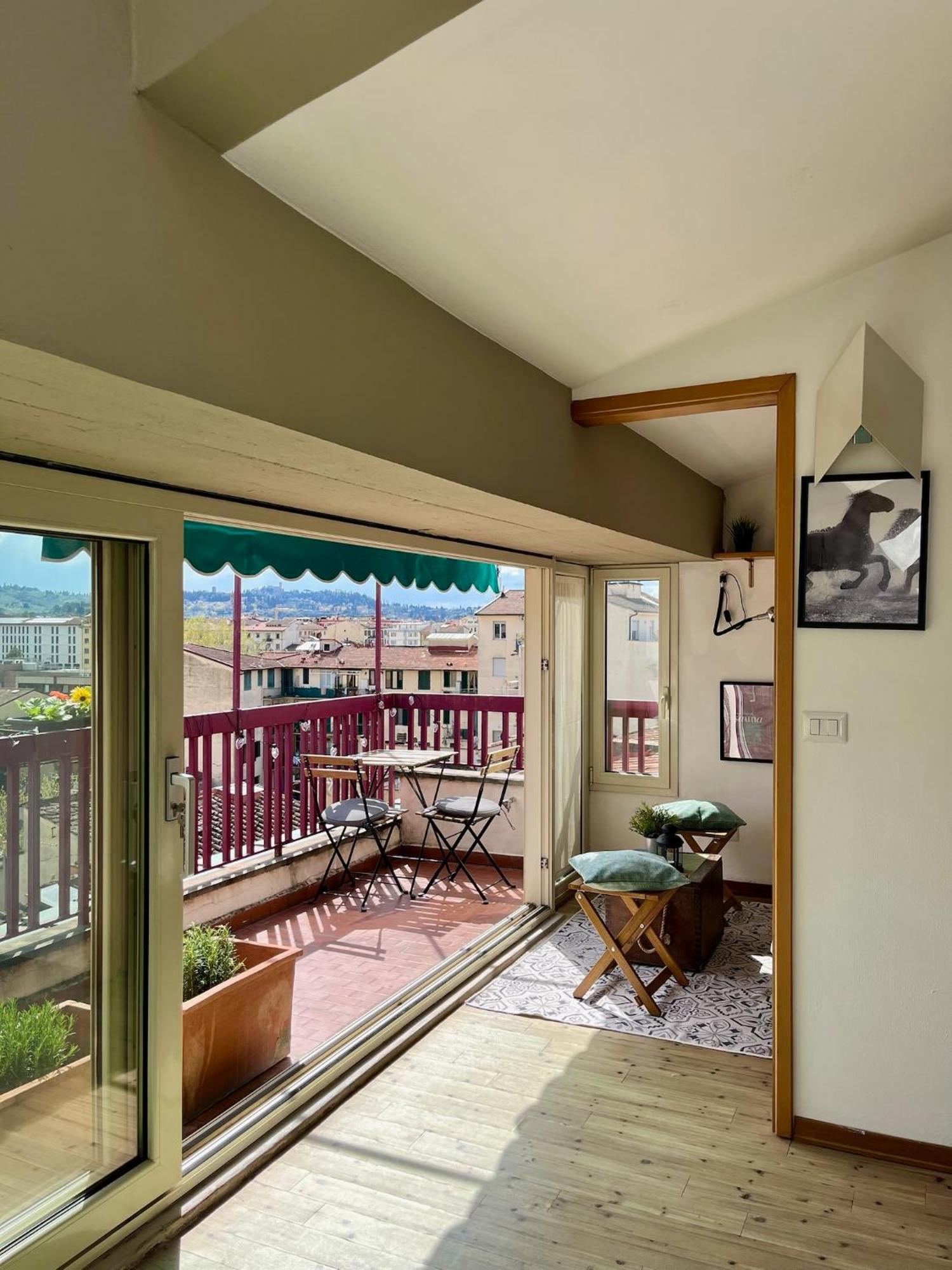Settesanti Vintage Attic Apartment Florence Ngoại thất bức ảnh